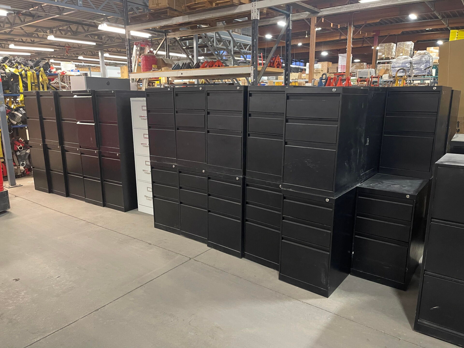 Organize Your Office with a Filing Cabinet